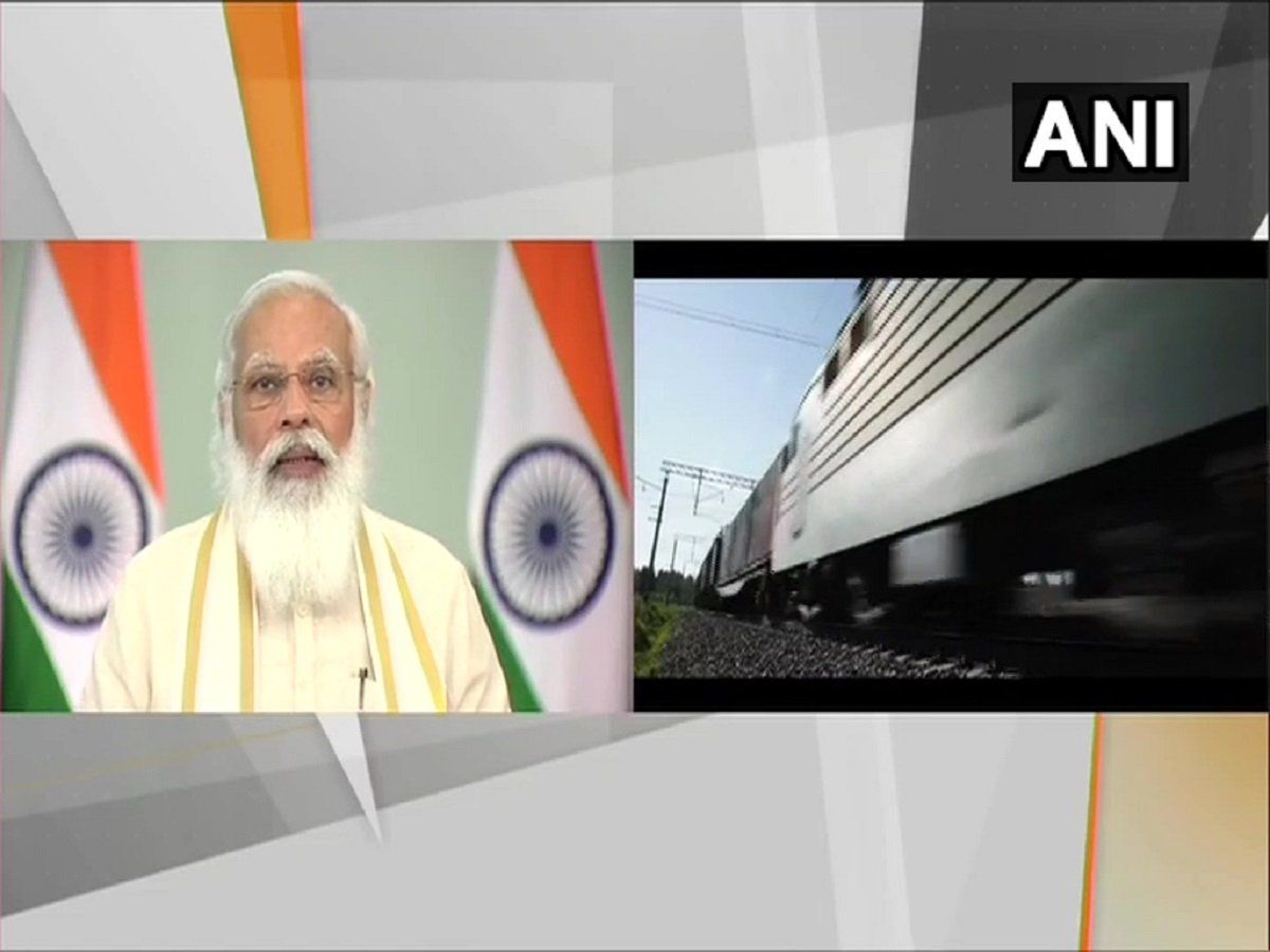 गुजरात को PM मोदी ने दिया '5 स्टार' गिफ्ट, शानदार होटल के नीचे चलेगी ट्रेन