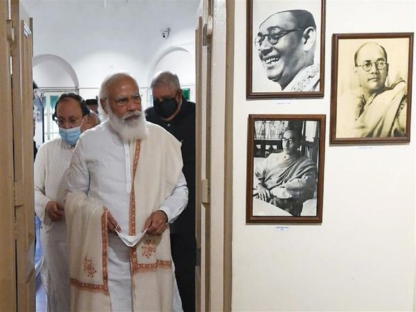 PM Modi's Photo From Kolkata Receives Over 1 Million Likes In Less Than 20 Hours