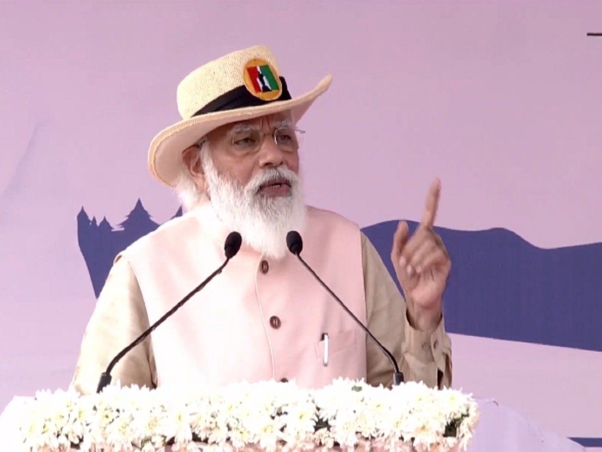 फ्रांस में जारी कार्टून विवाद के बीच बोले PM मोदी- कुछ लोग आतंक के समर्थन में खुलकर आ गए हैं
