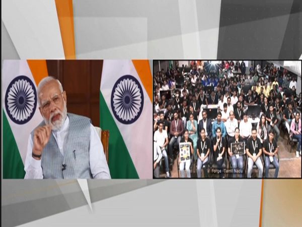 PM Modi said in the Grand Finale of Smart India Hackathon 2022 country progressed rapidly in the last 7-8 years, became many revolutions