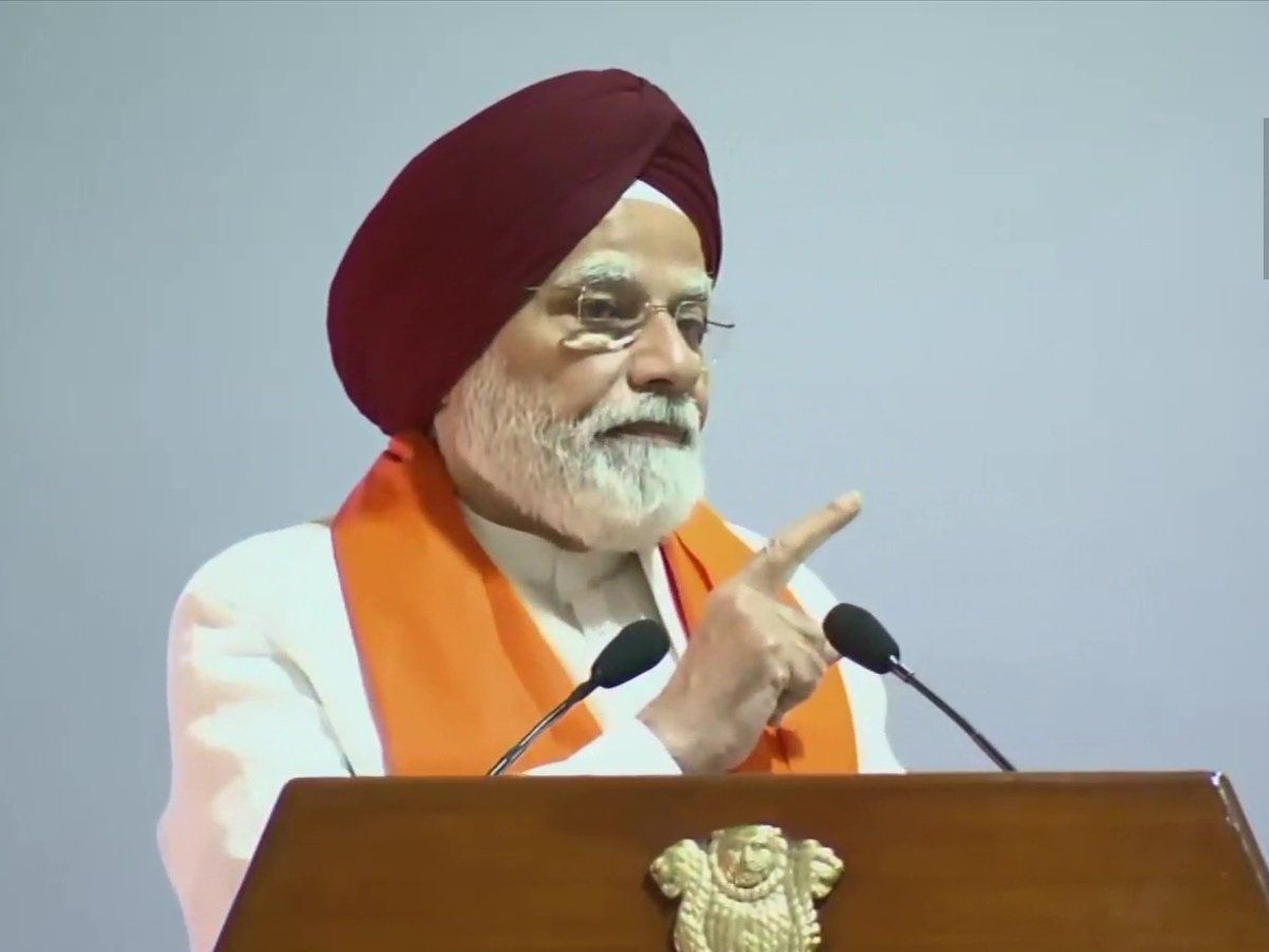 सिख गुरुओं ने हमें साहस और सेवा की सीख दी है, नया भारत पूरी दुनिया पर अपनी छाप छोड़ रहा है: पीएम मोदी