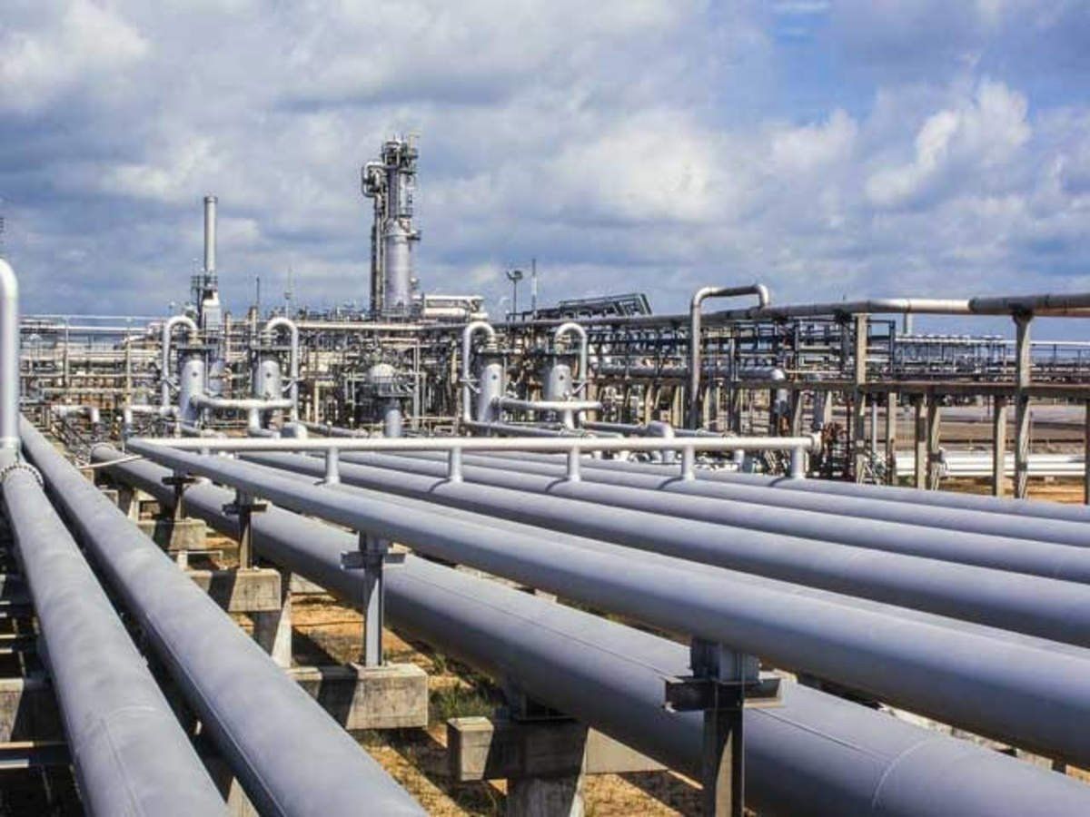 Industrial PNG Price Hike: औद्योगिक पीएनजी के दामों बढ़ने से बंद की कगार पर उद्योग-धंधे, बढ़ी उत्पादन लागत