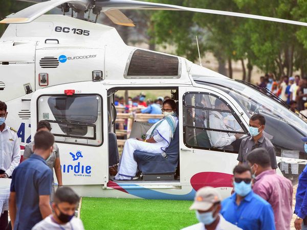 Mamata Banerjee again targets PM Modi, 'Center's new Covid vaccine policy against common people'