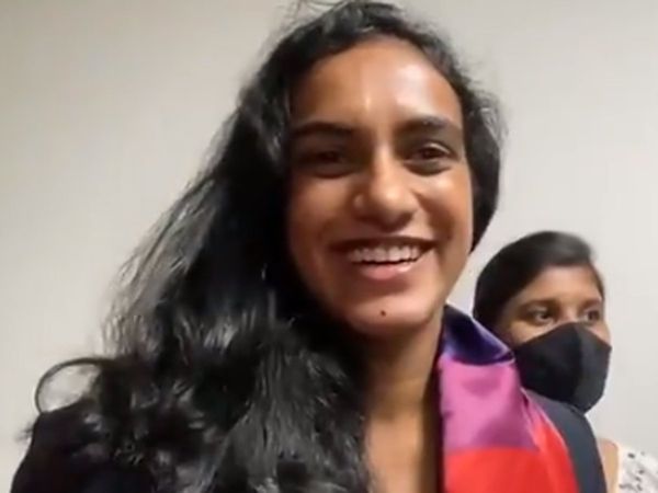 PV Sindhu returned to India after winning the Olympic medal, said- I am very happy and excited