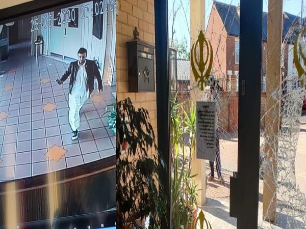 Pakistan origin Man Arrested For Vandalising Gurudwara In England