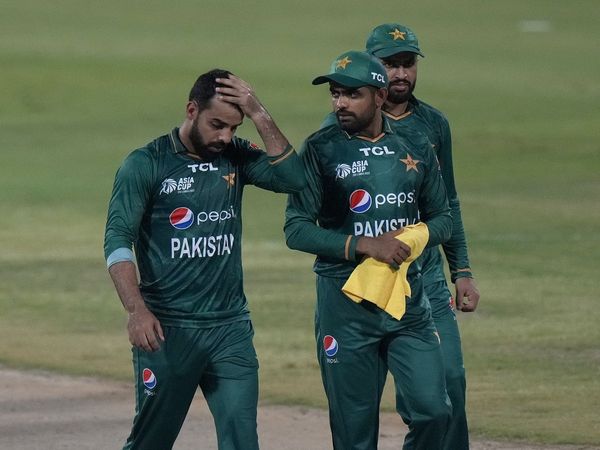 Pakistan-Cricket-team-vs-Hong-kong