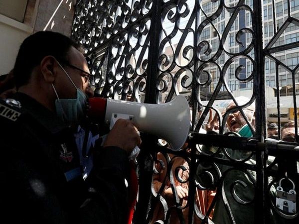 Doctor arrested in Pakistan