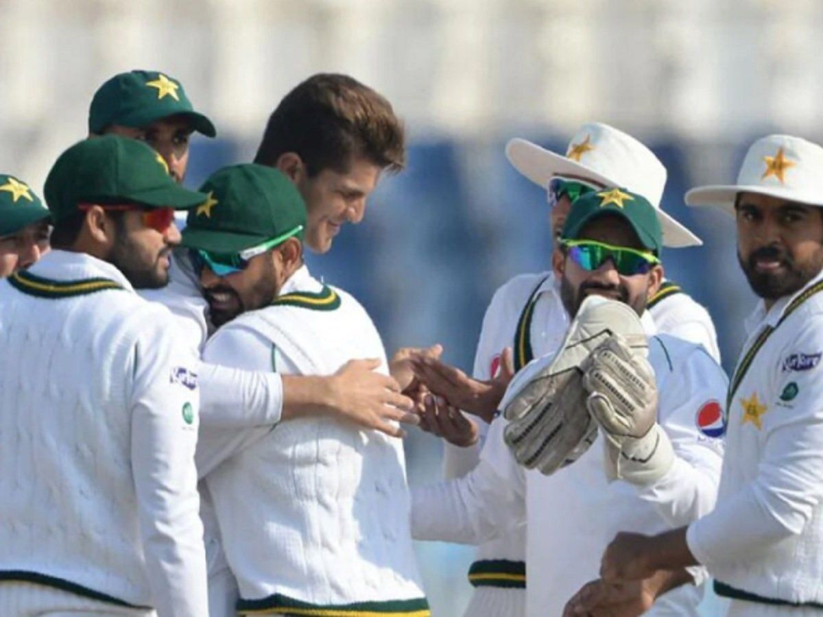 PAK vs AUS: ऑस्ट्रेलिया के खिलाफ सीरीज से पहले पाकिस्तानी टीम को बड़ा झटका, कोविड का कहर