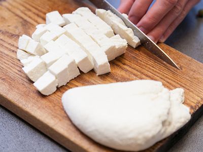 Is Paneer Fattening : क्या पनीर बढ़ाता है मोटापा? जानें सेहत के लिए कितना है फायदेमंद Is Paneer Fattening : क्या पनीर बढ़ाता है मोटापा? जानें सेहत के लिए कितना है फायदेमंद
