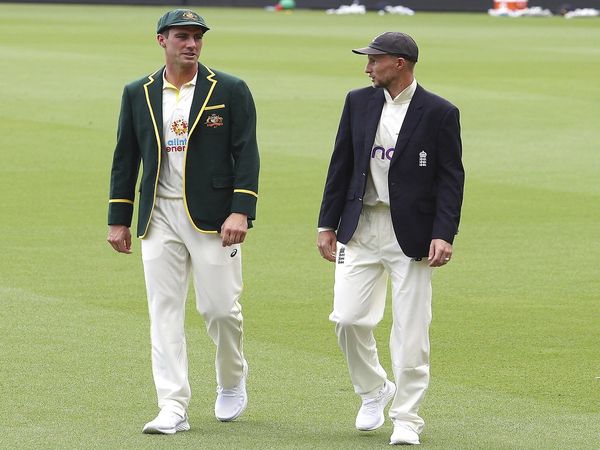 Pat-Cummins-Joe-root-Ashes-2021