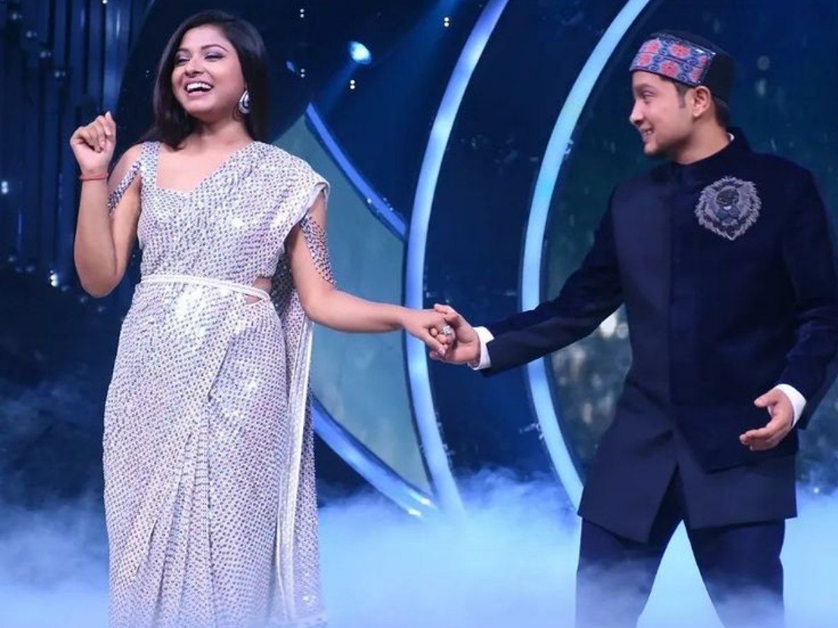 Indian Idol 12 Winner Pawandeep Rajan And Arunita Kanjilal Romantic