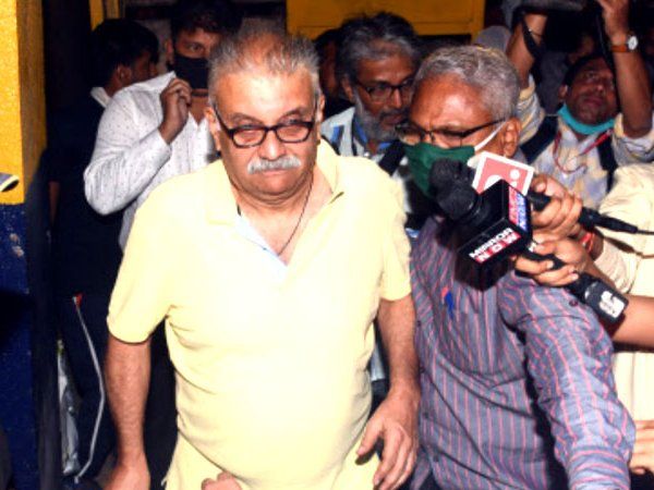  Peter Mukerjea Gets Bail