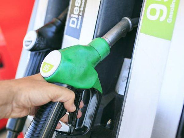 Petrol/Diesel Price : पेट्रोल 5 राज्यों मे 100 रुपए के पार, डीजल भी शतक के करीब