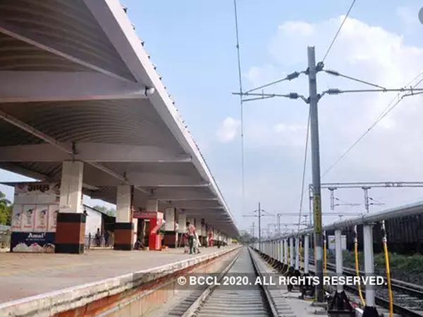 Platform ticket rate of Rs 50 at Pune railway station, railway spokesperson clarifies