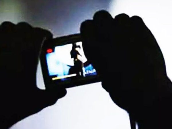 Pune News a Porn clip run during online class student shocked 