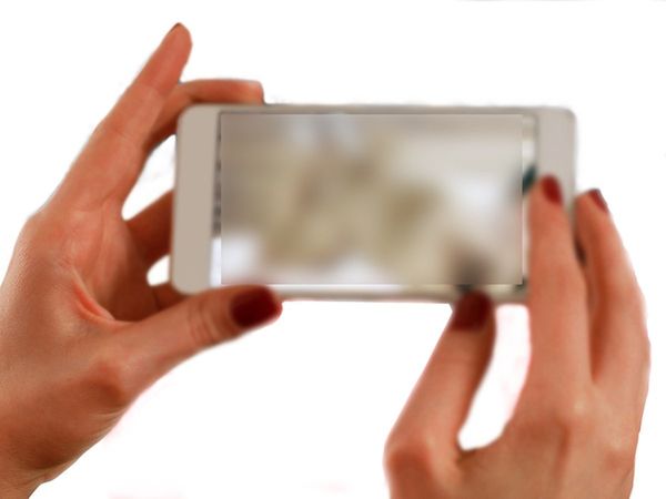 'पोर्नोग्राफी पब्लिक हेल्थ क्राइसिस नहीं है, कुछ के लिए हो सकती है' 