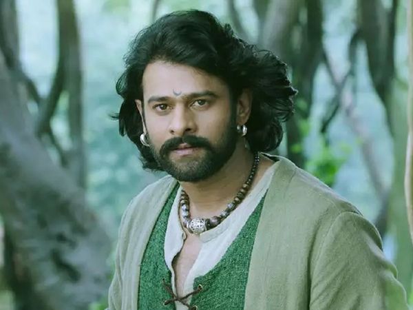 राधे श्याम फिल्म के लिए प्रभास की फीस