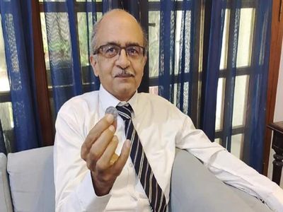 Prashant Bhushan regrets ‘error’ in tweet mentioning CJI Bobde sent out on 21 October Prashant Bhushan regrets ‘error’ in tweet mentioning CJI Bobde sent out on 21 October