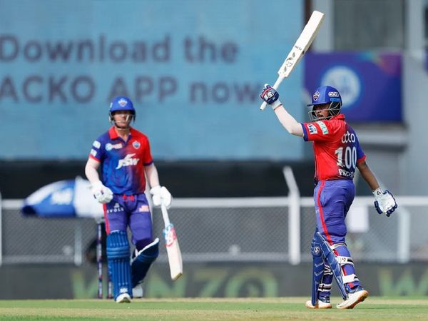 Prithvi-Shaw-Fifty-vs-KKR