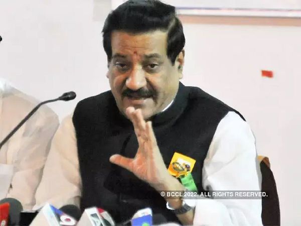 Prithviraj Chavan says If Backseat driving by making a puppet president then Congress will not be able to survive