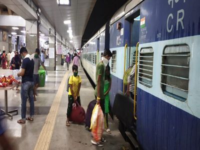 Pune Holi Train