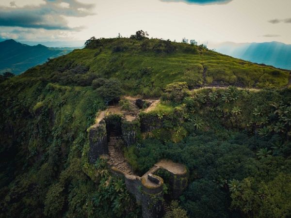 Pune Sinhagad Fort Incident