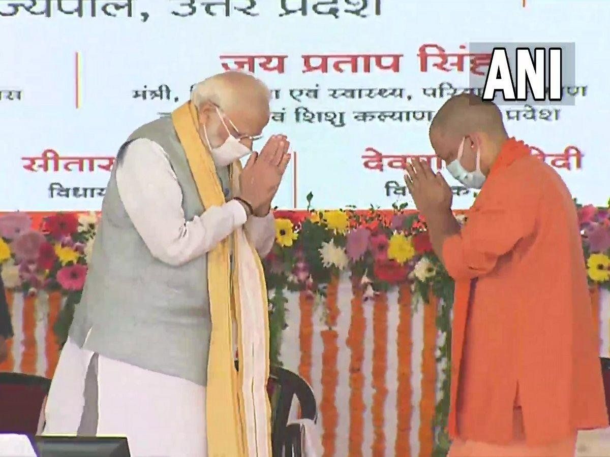 यूपी में 20 साल पुरानी है एक्सप्रेस-वे राजनीति, 341 किलोमीटर से 150 सीटें साधेंगे योगी