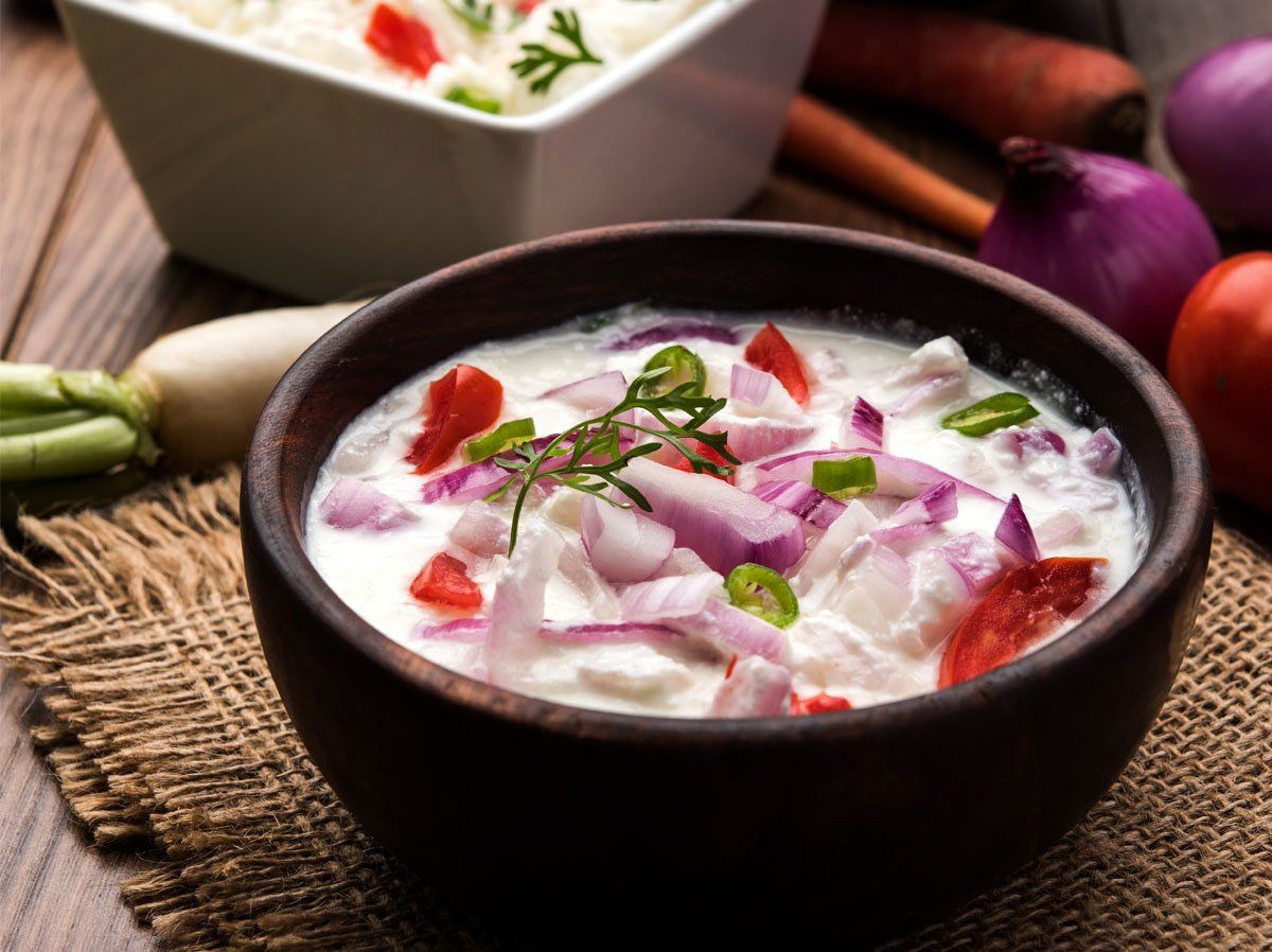 Health Tips, Onion raita benefits, गर्मी के दिनों में इम्यून सिस्टम मजबूत  करता है प्‍याज का रायता, हड्डियां को देता है ताकत , Health Benefits of  eating Onion raita pyaaj ka raita |
