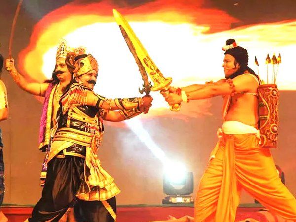 Ayodhya Ram Lila:राम की नगरी अयोध्या में 'रामलीला' का वर्चुअल मंचन, जाने-माने फिल्मी कलाकर निभा रहे हैं भूमिका
