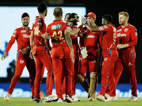 Royal Challengers Bangalore vs Punjab Kings LIVE UPDATES