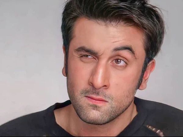 When Ranbir Kapoor Finally make his social media debut check Here