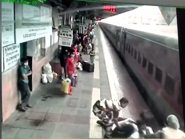 RPF police saves man's life