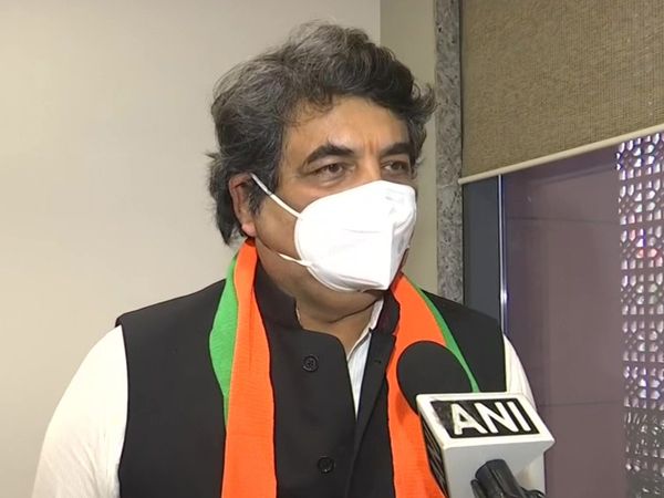 Congress candidate Manish Jaiswal from Padrauna resigned from the party in support of RPN Singh