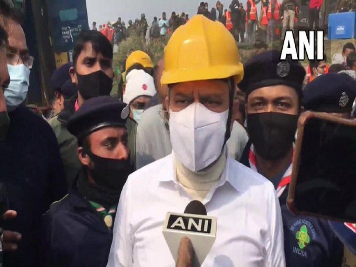 Bikaner guwahati express derailment: शुरुआती नजर में हादसे के लिए इंजन में खामी जिम्मेदार- अश्विनी वैष्णव