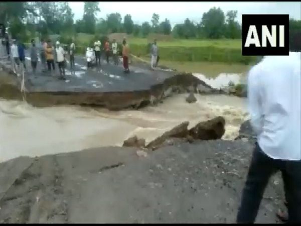 Weather Update heavy rain from mountain to plain, flood havoc in many states including Maharashtra and Gujarat