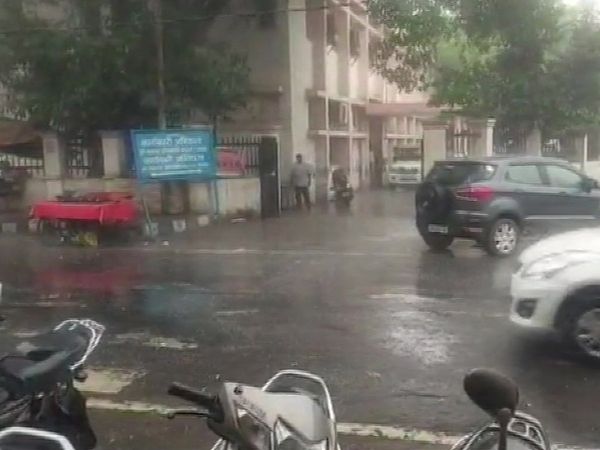 Heavy rain fell in many places in Delhi-NCR, relief from scorching heat