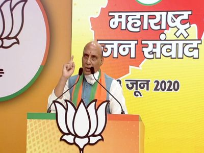 Defence Minister Rajnath quotes Mirza Ghalib to answer Rahul Gandhi Defence Minister Rajnath quotes Mirza Ghalib to answer Rahul Gandhi