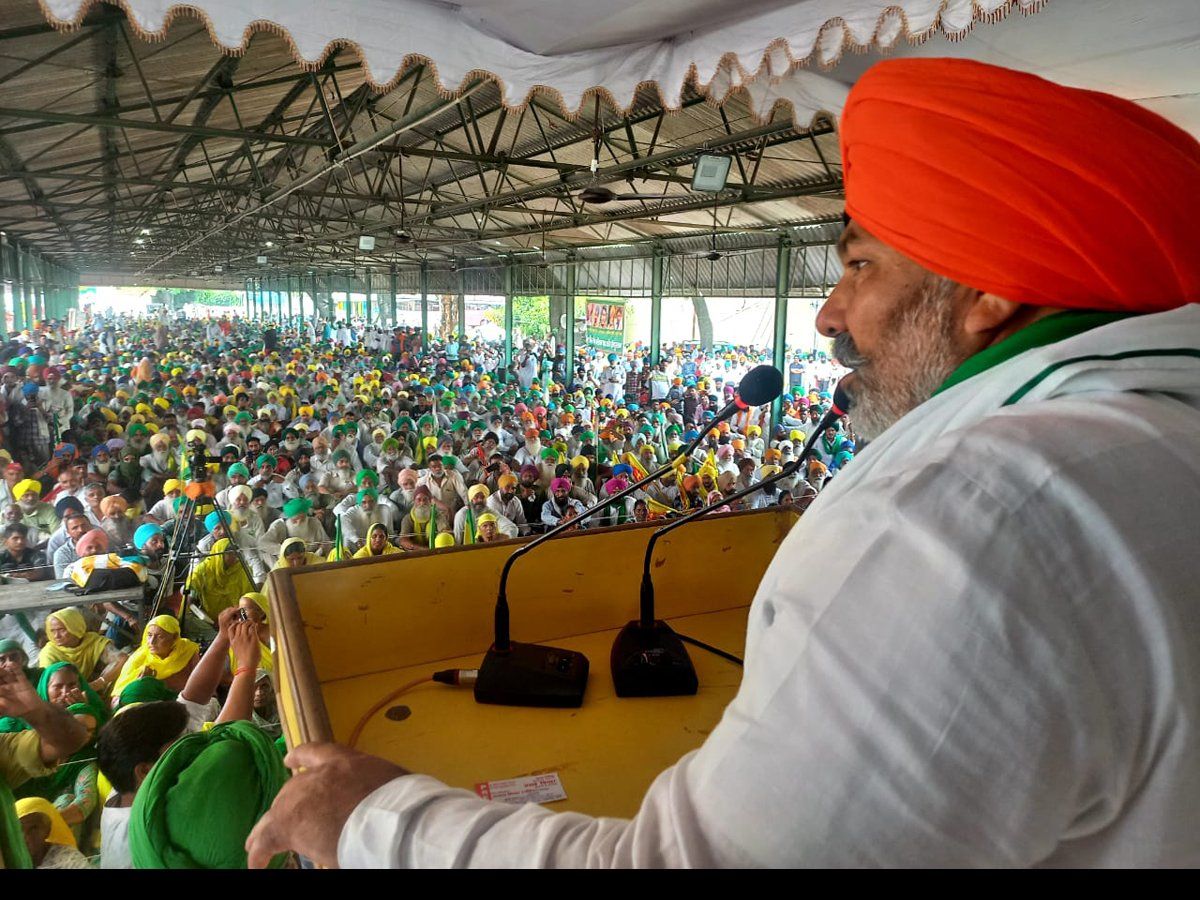तिकोनिया कांड पर संयुक्त किसान मोर्चा का 75 घंटे का धरना, राकेश टिकैत बोले- SKM कमजोर हो जाता है, तो सरकारें किसानों पर हावी हो जाएंगी
