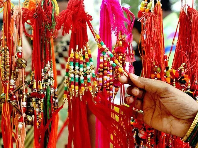 Raksha Bandhan Upay: इस साल खास है रक्षाबंधन का पर्व, आपको जरूर करने चाहिए ये उपाय