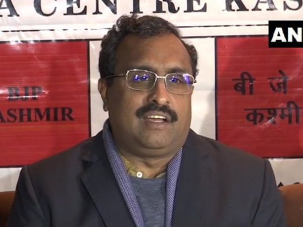 Ram Madhav says people released from house arrest Broadband services are being restored in J&K, जम्मू-कश्मीर : राम माधव बोले-नेताओं की हुई है रिहाई, ब्रॉडबैंड सेवा भी होगी बहाल