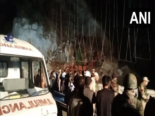 Jammu & Kashmir A part of an under-construction tunnel at Khooni Nala, Jammu–Srinagar National Highway collapsed 