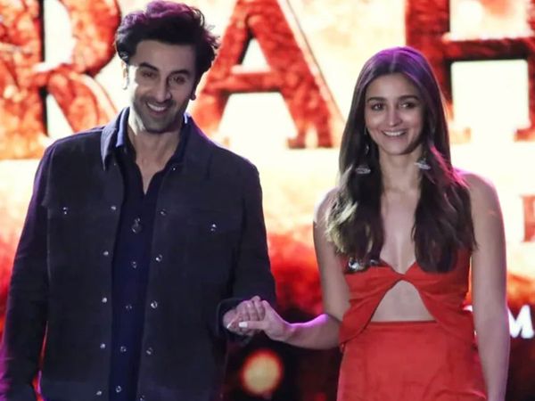 Ranbir Kapoor And Alia Bhatt