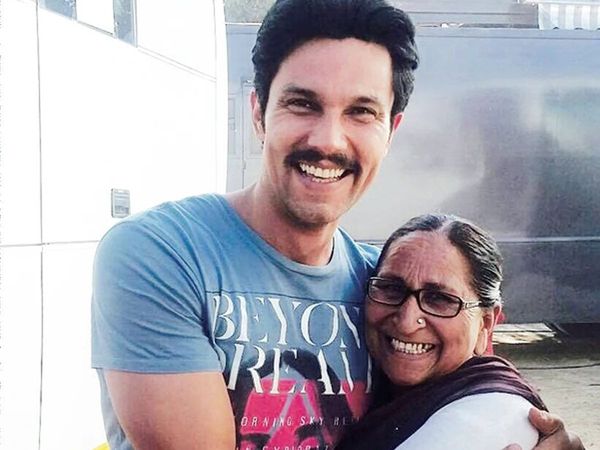 Randeep Hooda, Dalbir Kaur