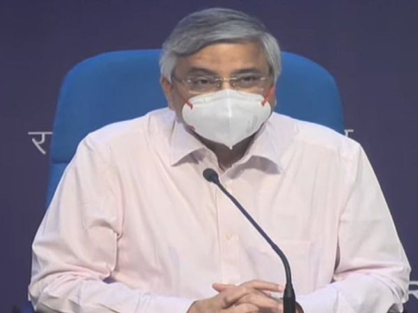 AIIMS Director Randeep Guleria