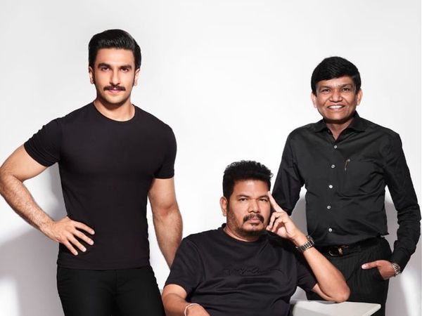 ranveer singh will play lead role in hindi remake of tamil film Anniyan know story and box office collection