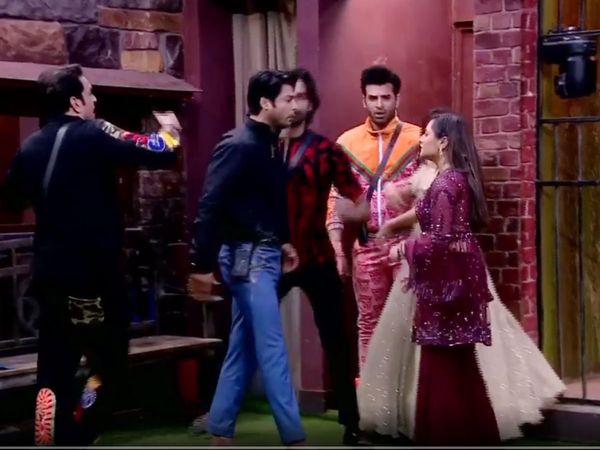 Rashmi Desai, Siddharth Shukla