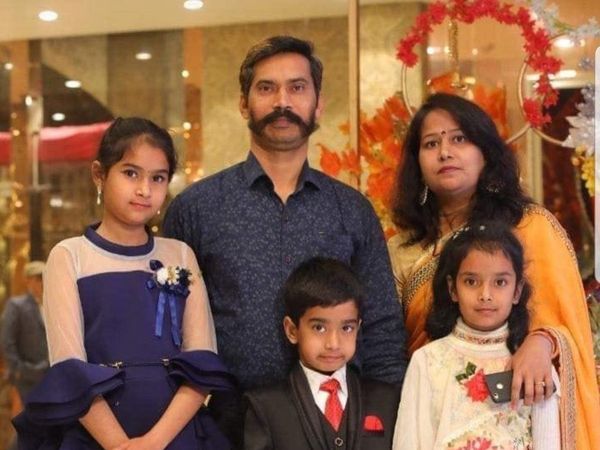 Delhi Police Head Constable Ratanlal martyr in violence