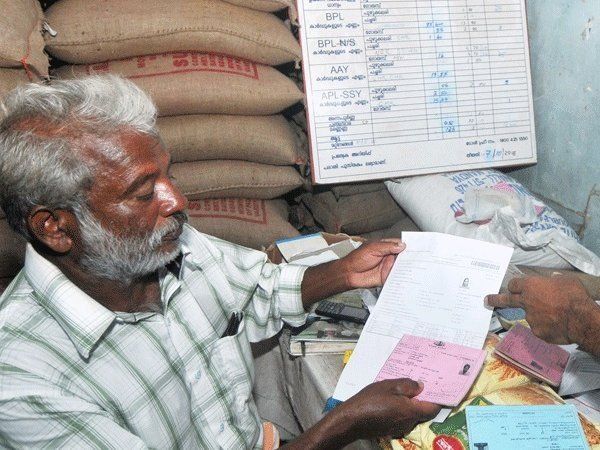 Ration card : लीकेज रोकने के लिए सरकार का बड़ा कदम, 4.39 करोड़ फर्जी और डुप्लिकेट राशन कार्ड किए गए निरस्त