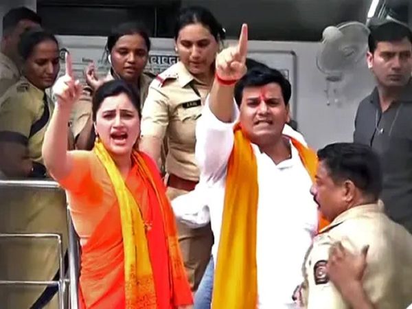 Hanuman Chalisa row: Bail pleas of Rana couple likely to be decided on today