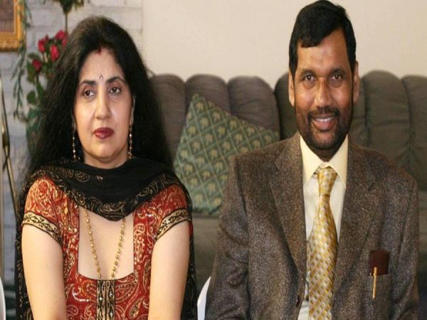 Ram Vilas Paswan first marriage with Rajkumari in In 1983 then he married with an air hostess Reena Sharma